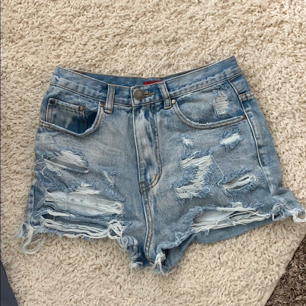 Signature8 shorts
